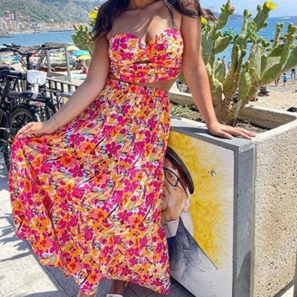 2 Piece Set Floral Strapless Top & High Waist Flared Maxi Skirt Pink Yellow - Picture 9 of 9